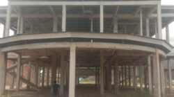 Pembangunan gedung mal pelayanan publik kab. kolaka timur tahun 2024, di duga mar’up anggaran dan cacat mutu.